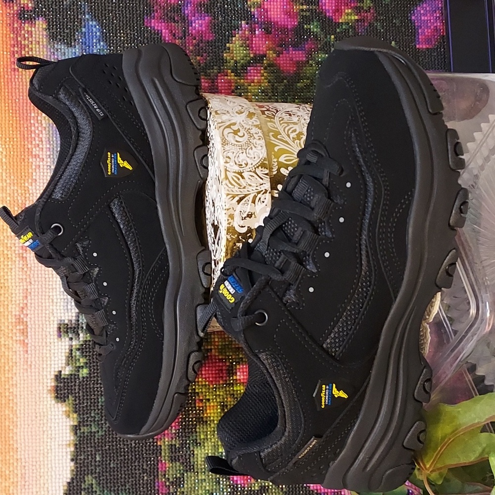 Womens Moja Goodyear by Skechers Slip Resistant Shoe